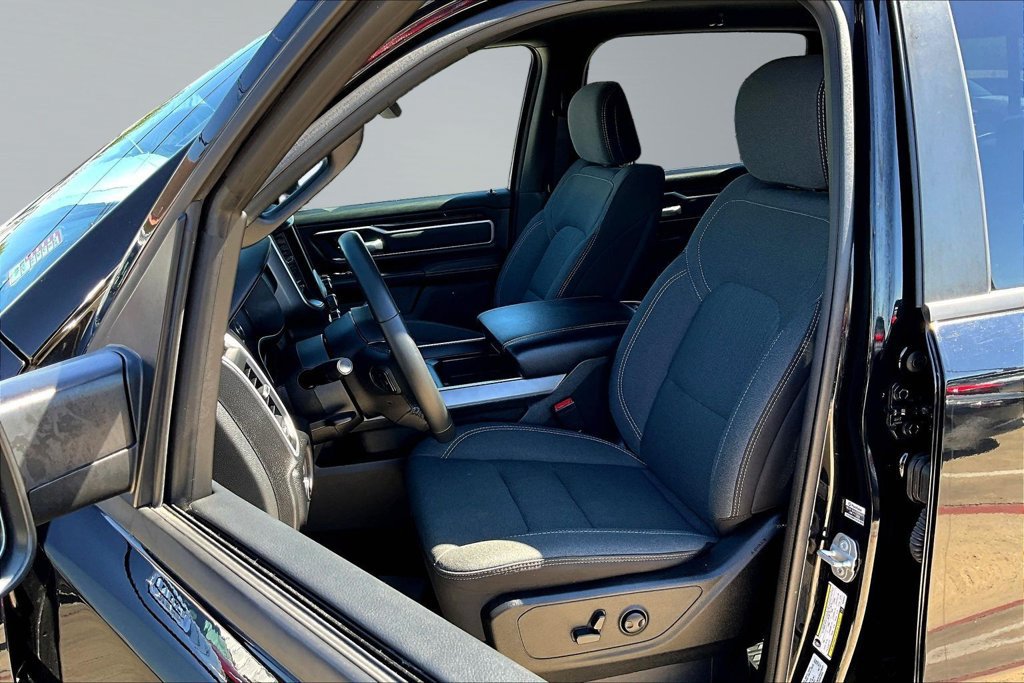 Used 2022 RAM 1500 Big Horn RWD image 23