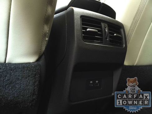 Used 2021 Nissan Rogue SV w/ Premium Package AWD/4WD image 16