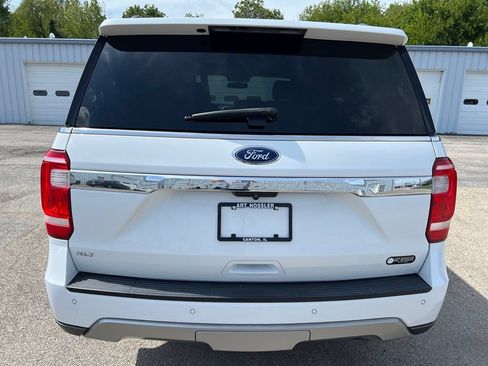 Used 2020 Ford Expedition XLT w/ Equipment Group 202A AWD/4WD image 6