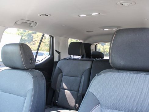 Used 2020 Chevrolet Traverse LS image 13