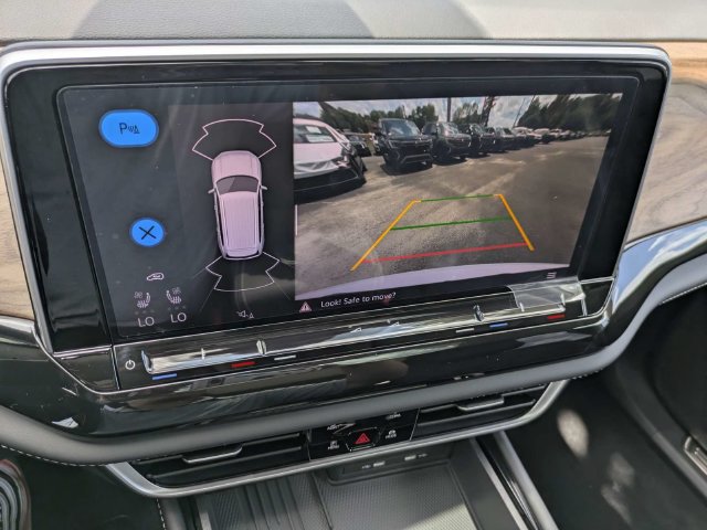 New 2026 Volkswagen Atlas SE FWD image 24