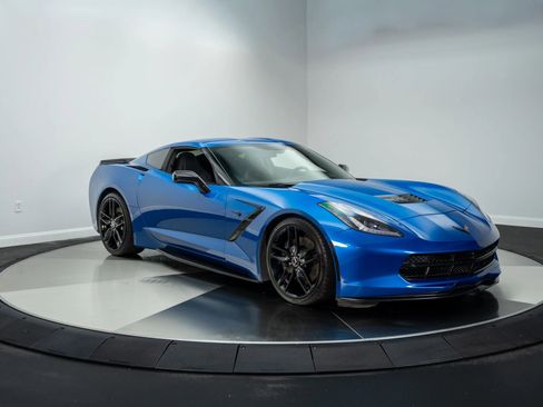Used 2014 Chevrolet Corvette Stingray Coupe w/ 2LT Preferred Equipment Group image 12
