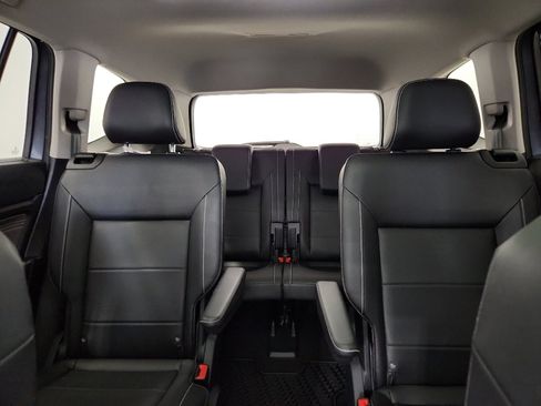 Certified 2023 Volkswagen Atlas SE w/ Panoramic Sunroof Package FWD image 30