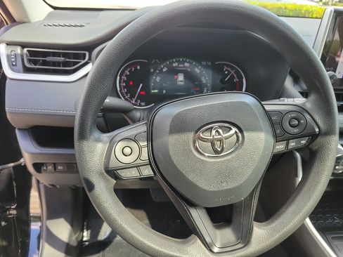 Certified 2024 Toyota RAV4 XLE w/ Convenience Package FWD image 27