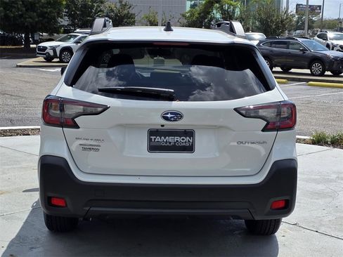 New 2025 Subaru Outback Premium image 3