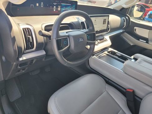 Certified 2025 Ford Expedition Max Active RWD image 9