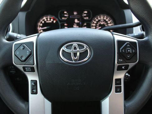 Used 2018 Toyota Tundra SR5 w/ TRD Off Road Package image 13