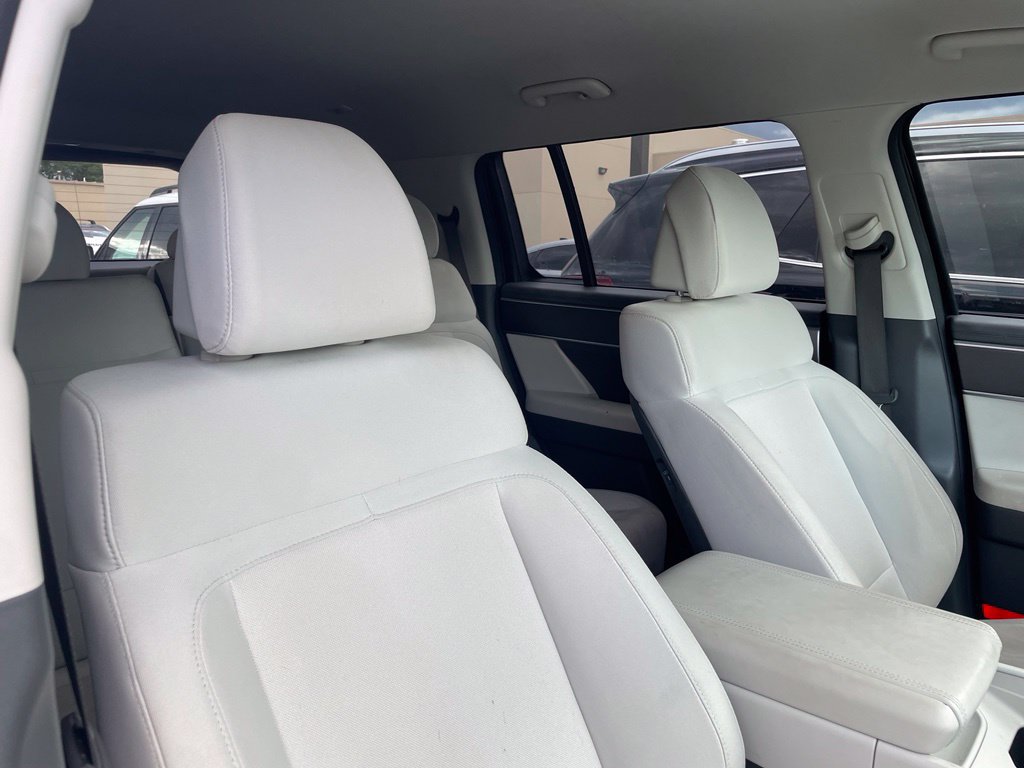 Certified 2024 Hyundai Santa Fe SE FWD image 19
