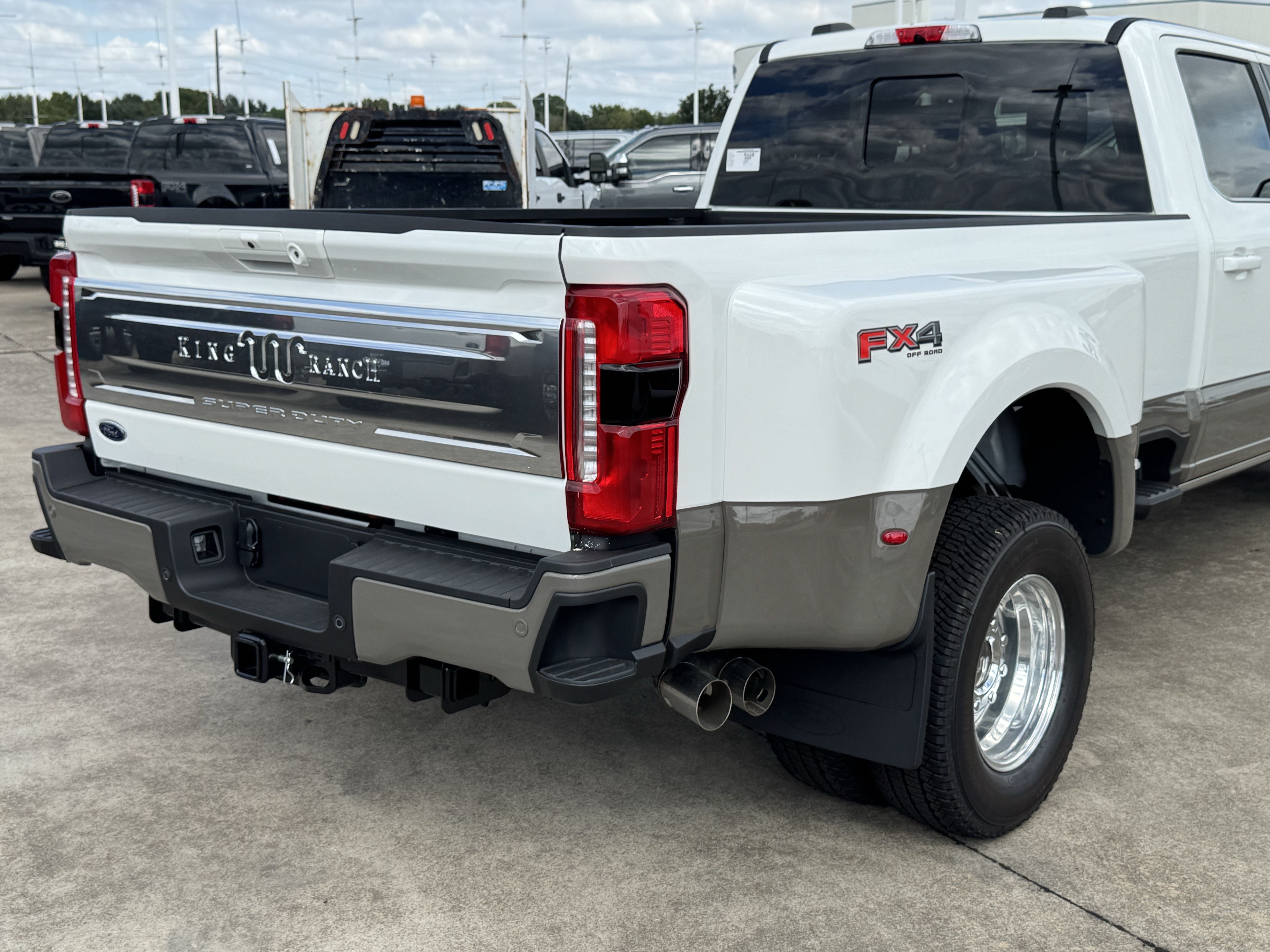New 2026 Ford F350 King Ranch AWD/4WD image 7
