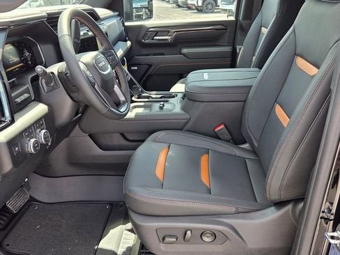 New 2026 GMC Sierra 2500 AT4 w/ AT4 Premium Plus Package AWD/4WD image 11