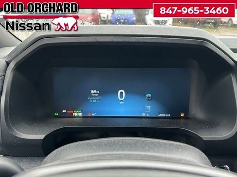 Used 2022 Ford F150 Lightning Lariat image 22