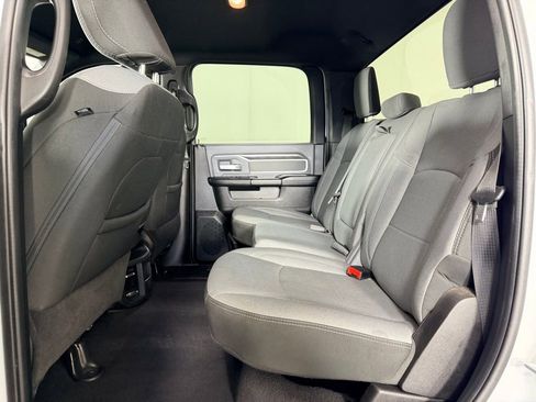 Used 2023 RAM 2500 Big Horn w/ Level 1 Equipment Group image 28