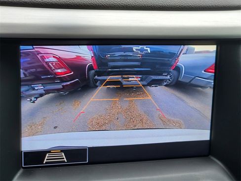 Used 2020 GMC Acadia SLT image 25