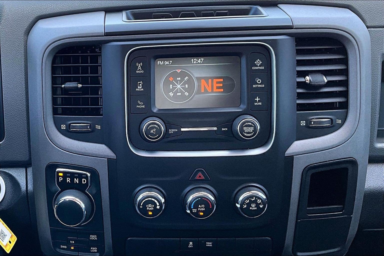 Used 2019 RAM 1500 Express w/ Express Value Package AWD/4WD image 6