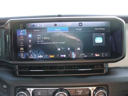 Used 2025 Jeep Wrangler Unlimited Sport AWD/4WD image 23