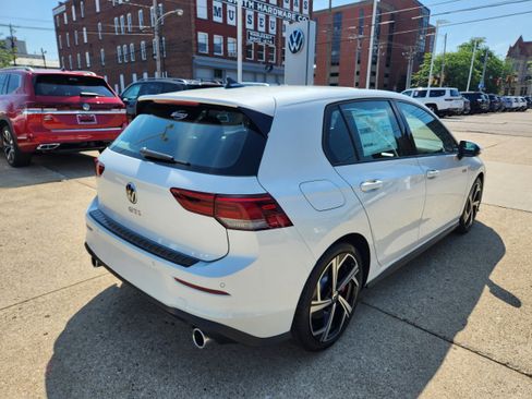 New 2025 Volkswagen GTI SE image 5