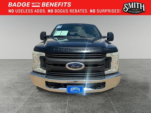 Used 2017 Ford F250 XL w/ XL Value Package RWD image 3