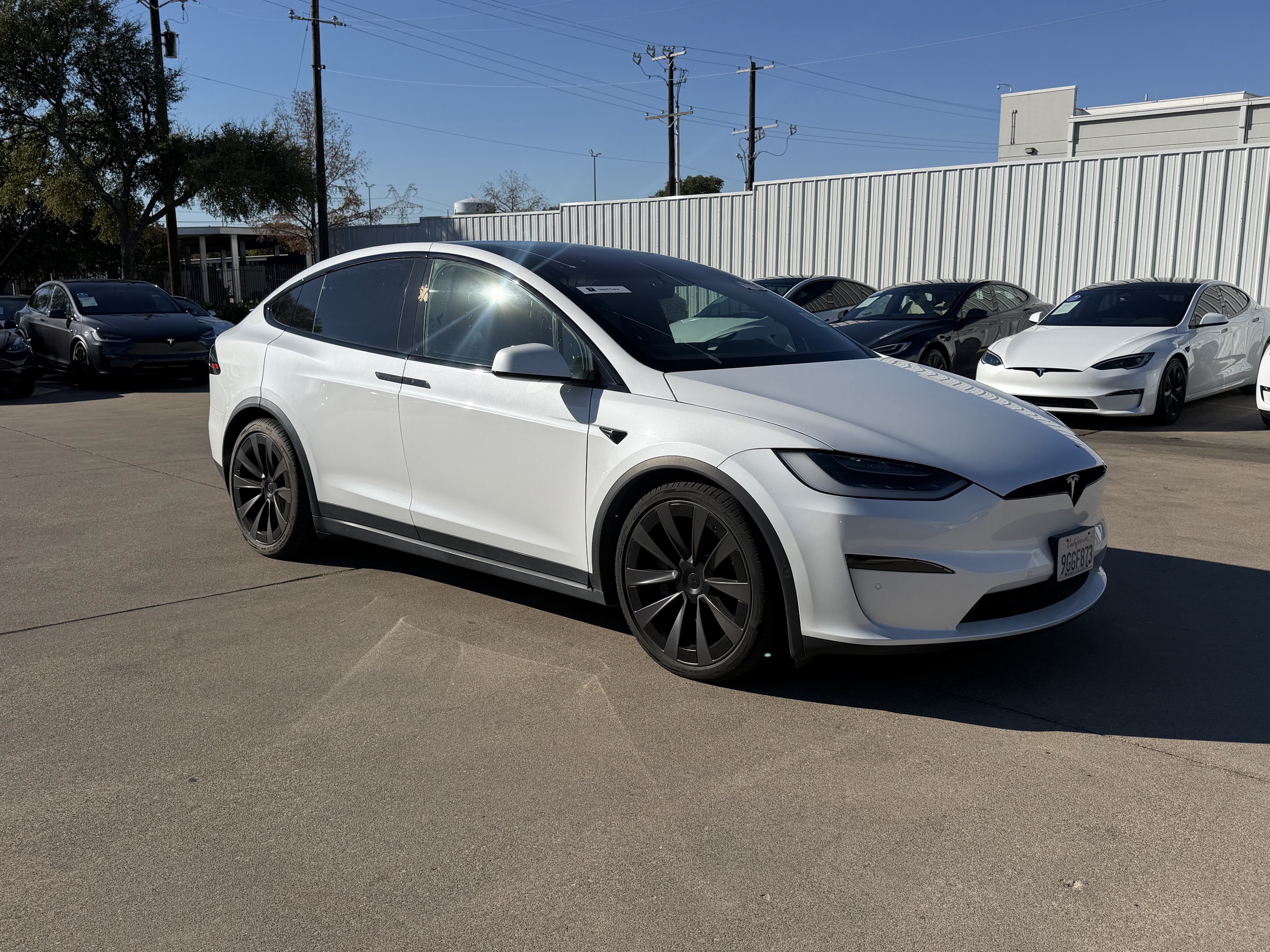Used 2022 Tesla Model X AWD/4WD image 2