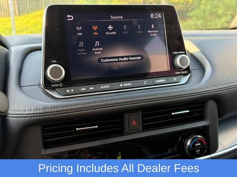 Used 2025 Nissan Rogue SV AWD/4WD image 10