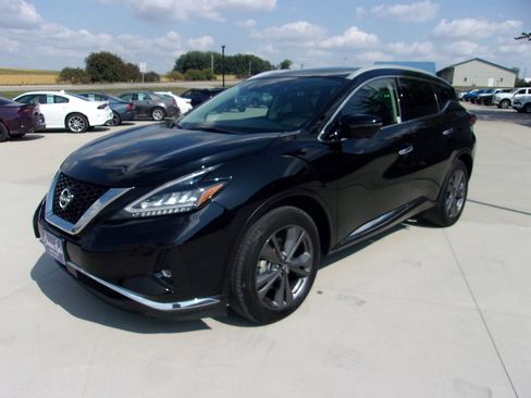Used 2023 Nissan Murano Platinum w/ Cargo Package image 4