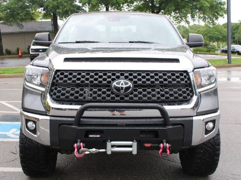 Used 2021 Toyota Tundra SR5 w/ SR5 Leather Package AWD/4WD image 4