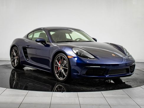 Used 2022 Porsche 718 Cayman S image 10