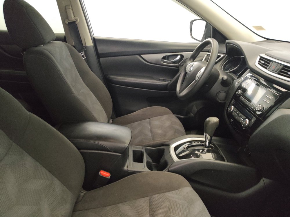 Used 2016 Nissan Rogue SV AWD/4WD image 21