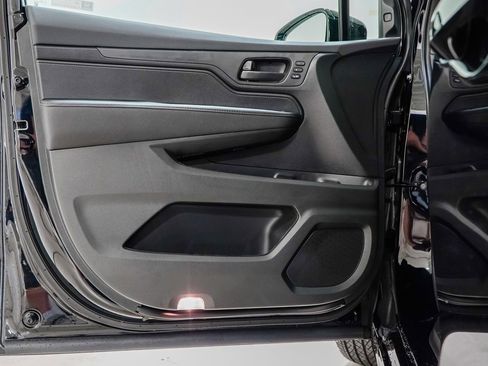 New 2026 Honda Odyssey Sport-L image 18
