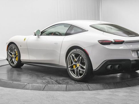 Certified 2024 Ferrari Roma image 6