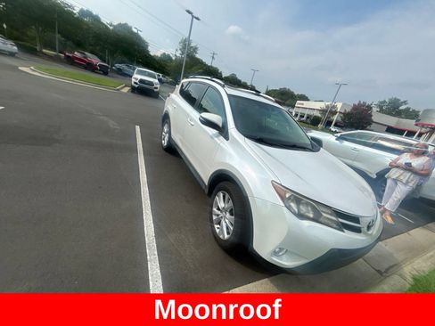 Used 2014 Toyota RAV4 Limited AWD/4WD image 4