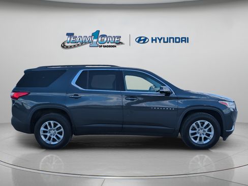 Used 2019 Chevrolet Traverse LT w/ LPO, Floor Liner Package AWD/4WD image 9