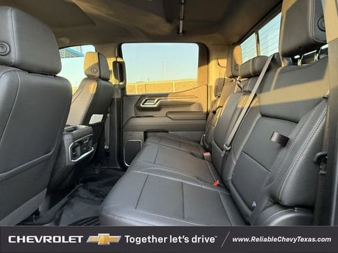 Used 2025 Chevrolet Silverado 1500 LTZ AWD/4WD image 35