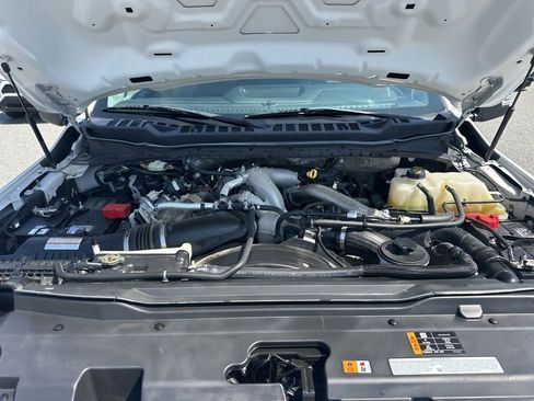 Used 2023 Ford F350 XLT image 30