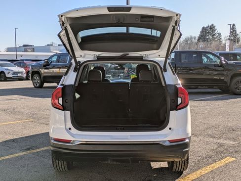 Used 2023 GMC Terrain AT4 image 31