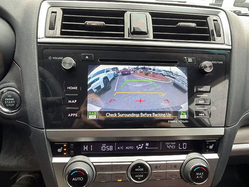 Used 2017 Subaru Outback 2.5i Touring image 34