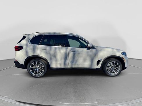 New 2026 BMW X5 sDrive40i RWD image 7