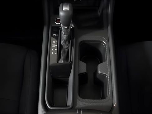 Used 2024 Nissan Sentra S image 13