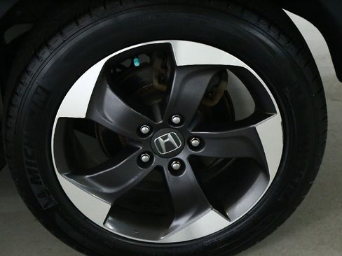 Used 2018 Honda HR-V EX image 39
