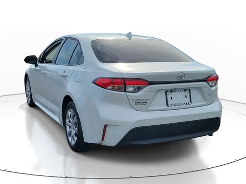 Certified 2024 Toyota Corolla LE FWD image 4