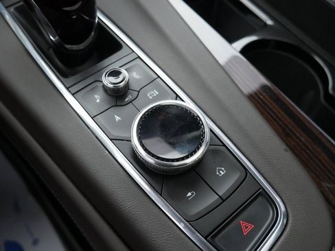 Used 2023 Cadillac Escalade ESV Premium Luxury image 20