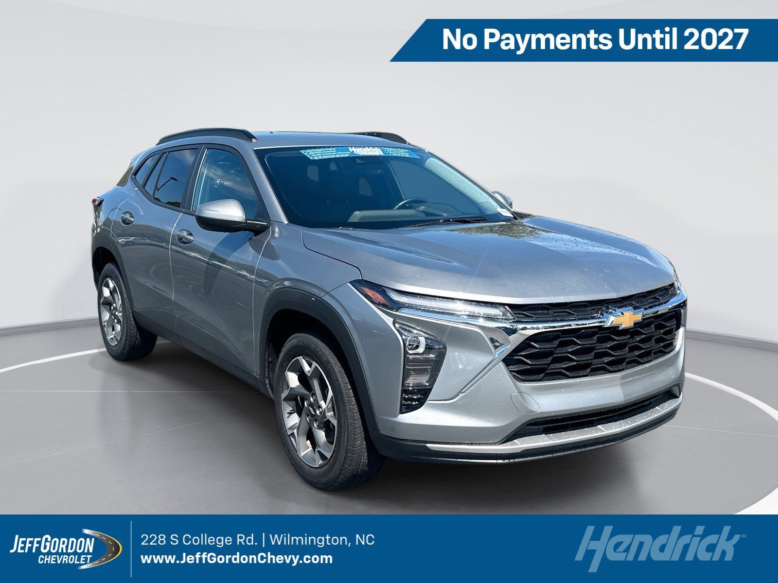 Used 2025 Chevrolet Trax LT w/ LT Convenience Package FWD image 1