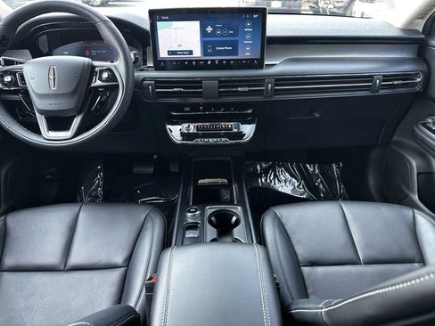 Certified 2024 Lincoln Corsair AWD w/ Equipment Group 101A image 15