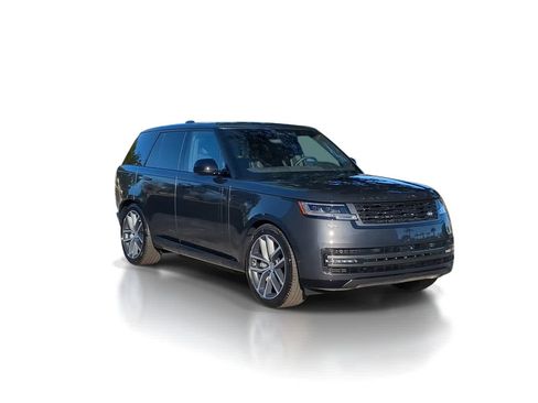 Used 2025 Land Rover Range Rover SE image 2