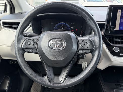 Certified 2026 Toyota Corolla Cross L FWD image 15
