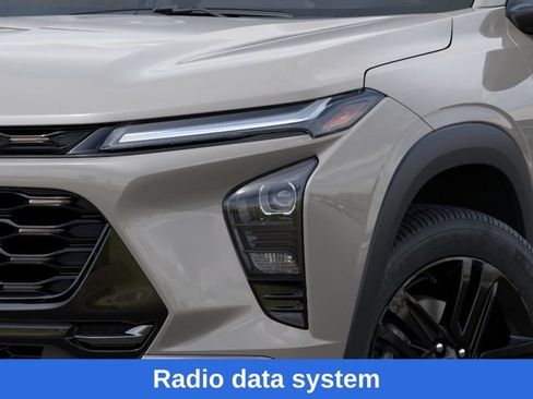 New 2026 Chevrolet Trax ACTIV w/ Sunroof Package FWD image 11