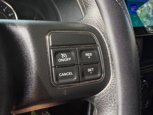 Used 2017 Jeep Wrangler Unlimited Sport image 21