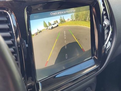 Used 2019 Jeep Compass Limited AWD/4WD image 21