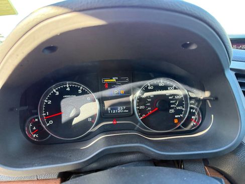 Used 2014 Subaru Outback 2.5i Limited w/ Moonroof Package image 11