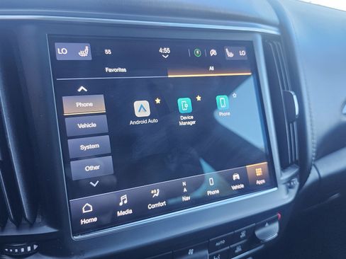 Used 2021 Maserati Levante GranLusso image 44