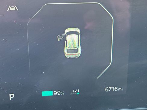 Used 2025 Kia EV6 Light AWD/4WD image 23